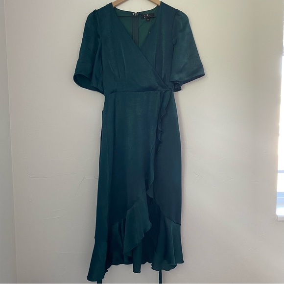Lulu’s Wrapped Up In Love Dark Green Satin Faux-Wrap Midi Dress NWT - Picture 5 of 13
